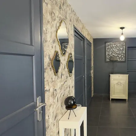 L'echapée Belle Du Mont Lambert Hébergement de vacances