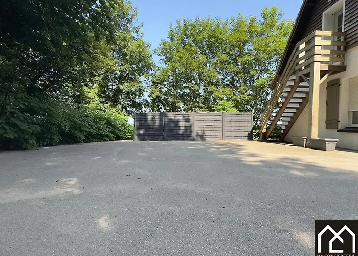 Holiday home L'echapee Belle Du Mont Lambert