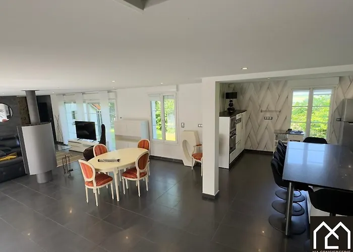 L'echapee Belle Du Mont Lambert Holiday home Saint-Martin-Boulogne