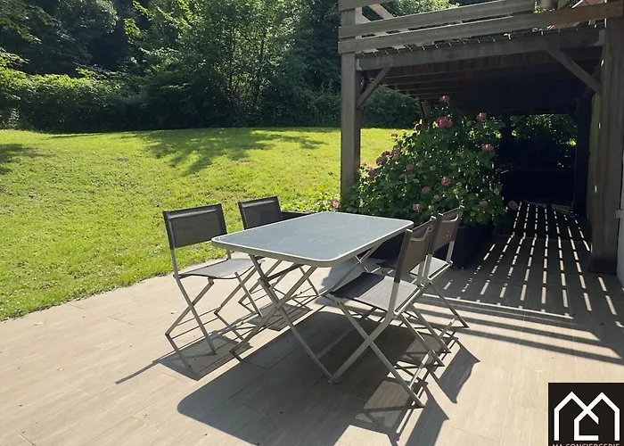 Holiday home L'echapee Belle Du Mont Lambert *