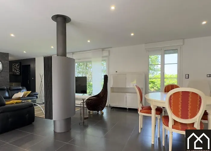 L'echapee Belle Du Mont Lambert Holiday home