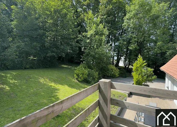 Holiday home L'echapee Belle Du Mont Lambert